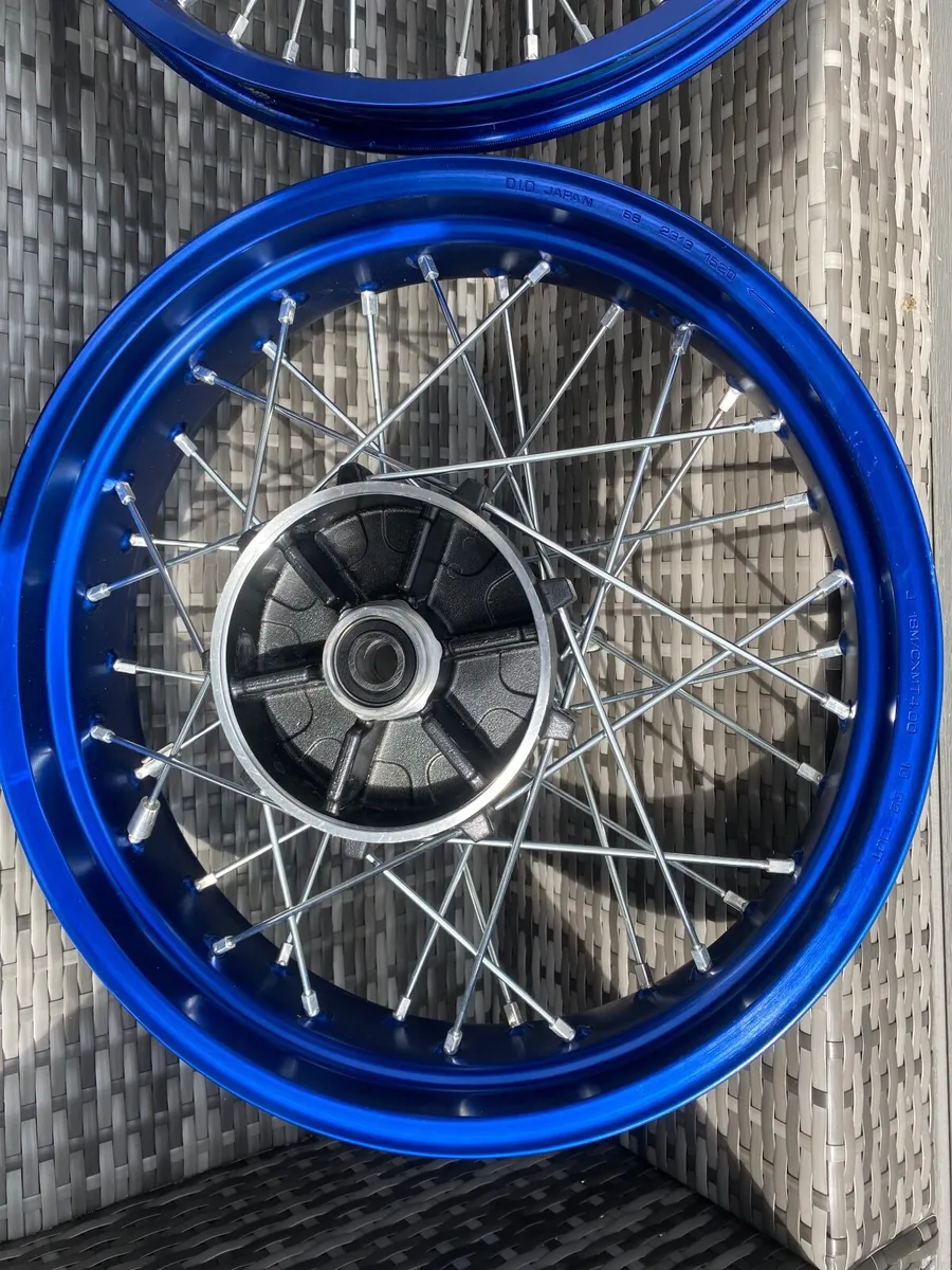 Yamaha t7 wheels - Image 1