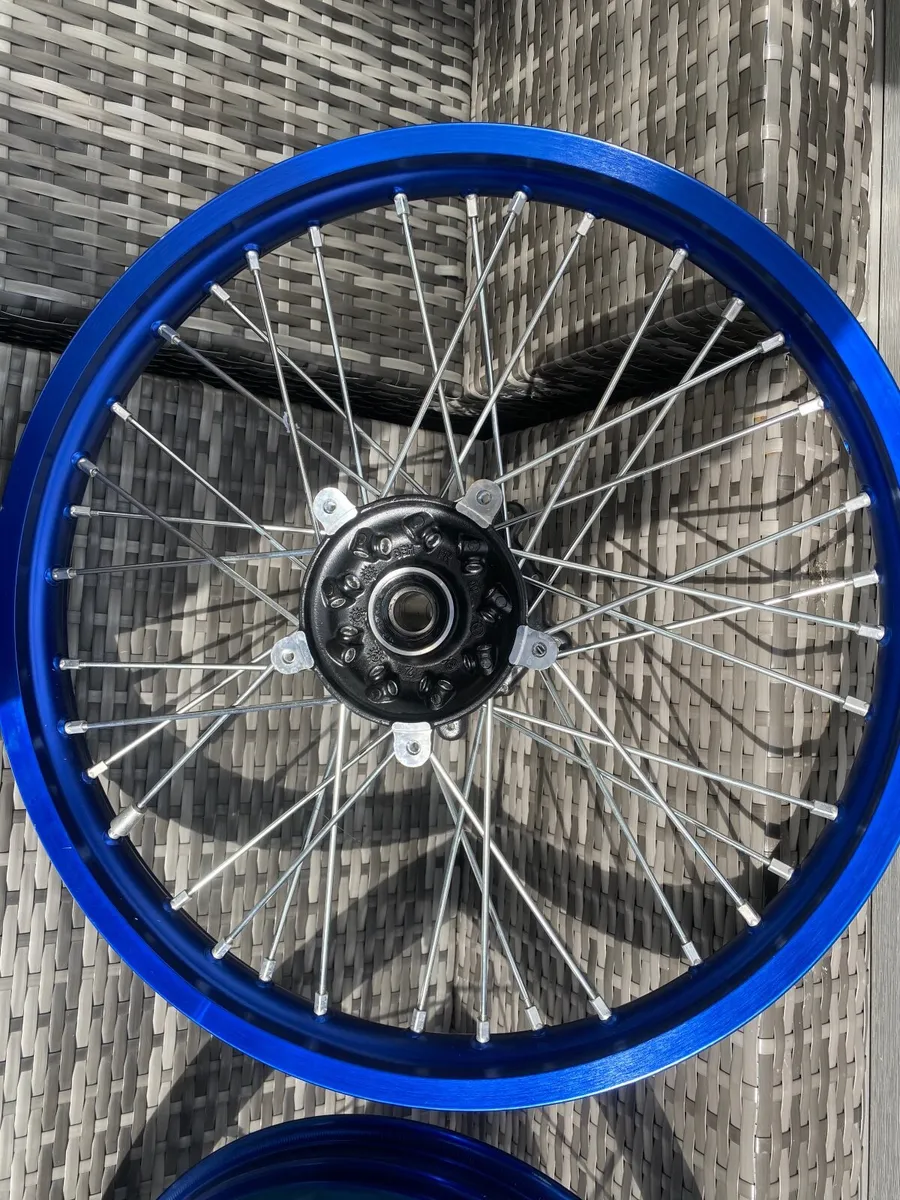Yamaha t7 wheels - Image 2