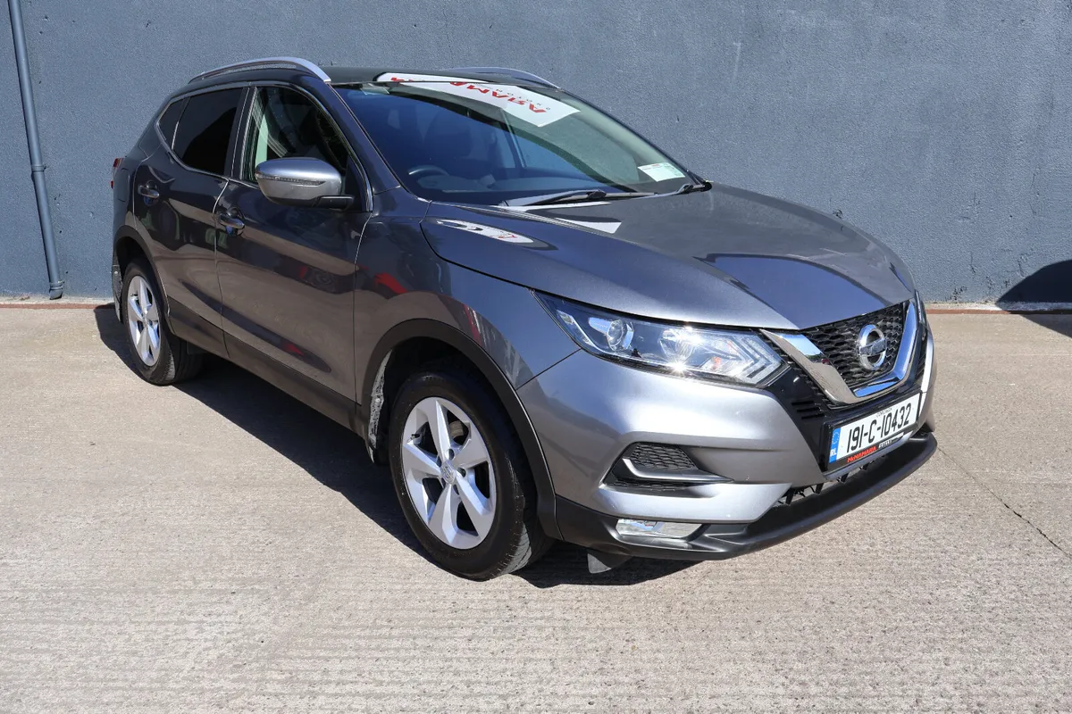 Nissan Qashqai SV Only 73,000Km Exceptional! - Image 3