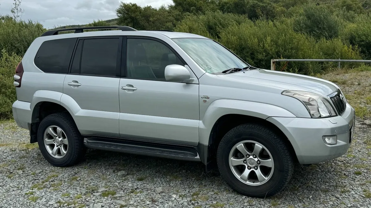 Toyota Land Cruiser PRADO LWB AUTO 78K mls - Image 2