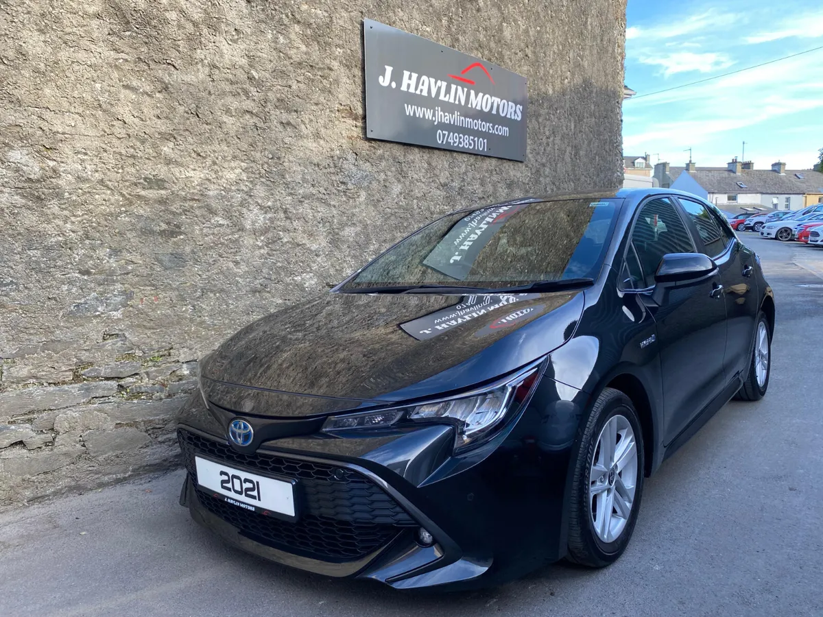 Dec 2021 Toyota Corolla Icon Tech Petrol Hybrid - Image 4