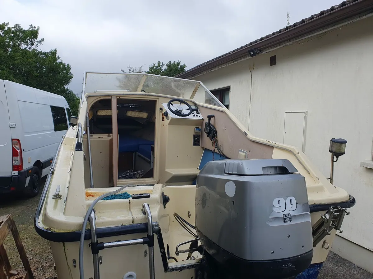 Shetland 570 cruiser boat for sale - Image 3