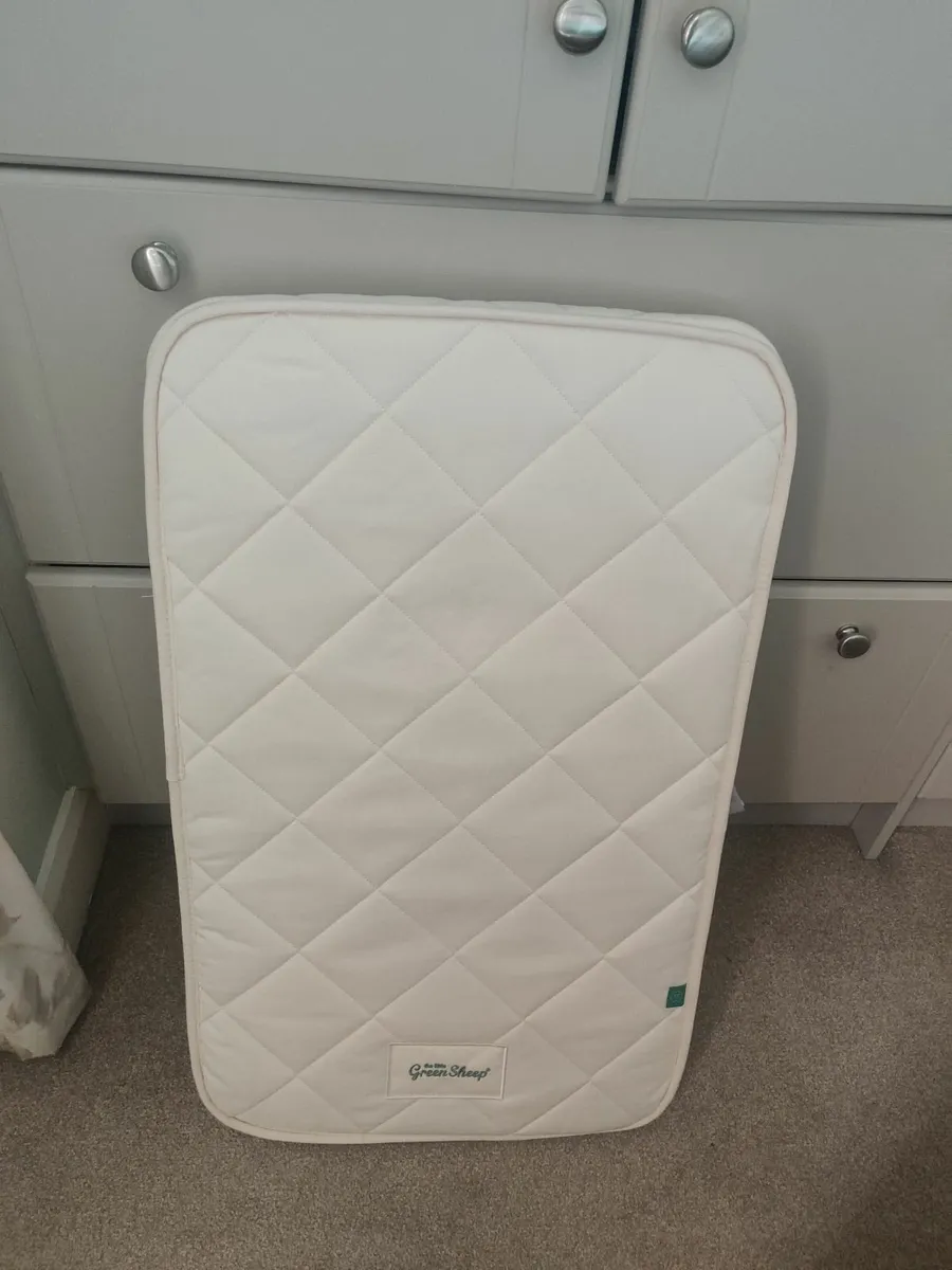 Next to me mattress - Image 1