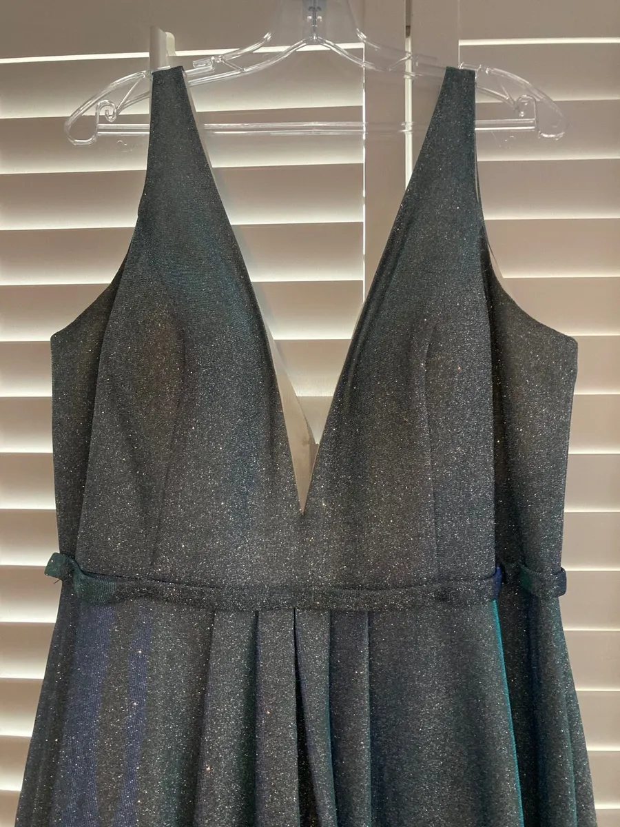 Debs Dress/Event Dress - Image 2