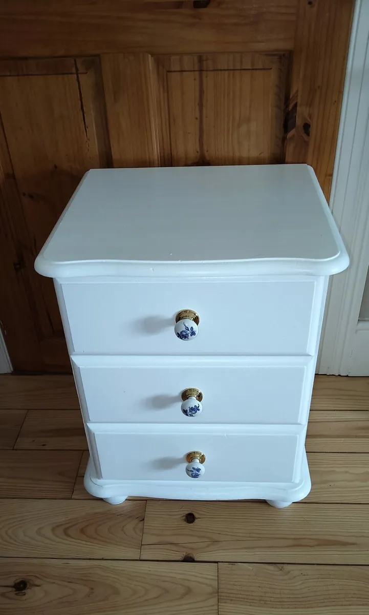 Locker - Image 1