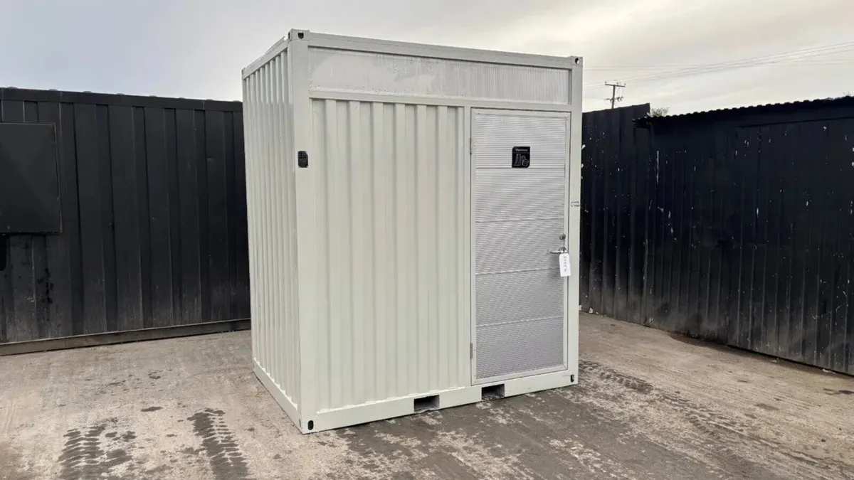 New Toilet & Shower Unit - Image 2
