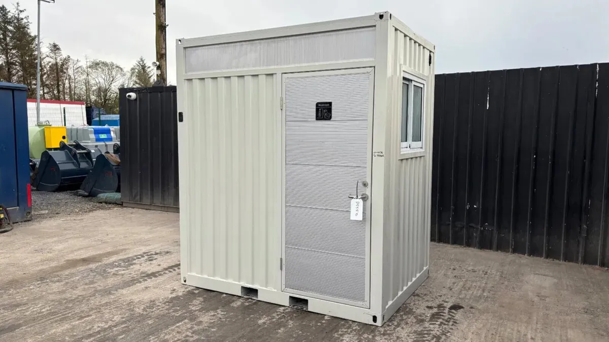 New Toilet & Shower Unit - Image 3