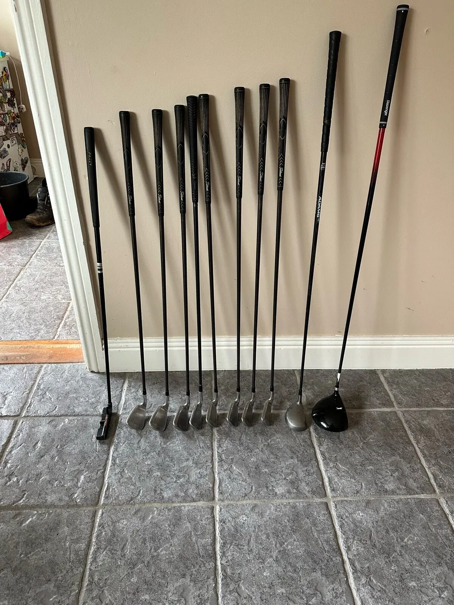 Good set of Golf clubs - Image 1