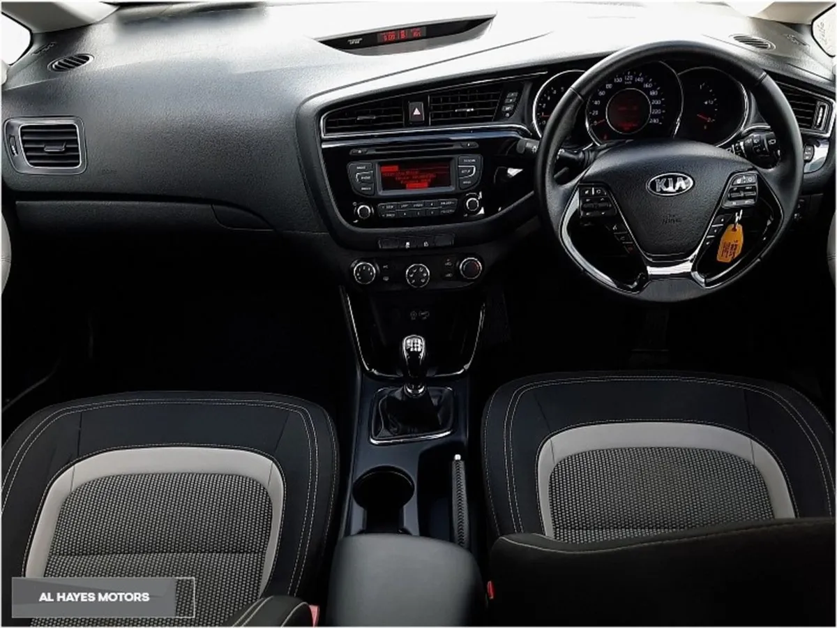 Kia Ceed 1.6 EX DCT - Image 2