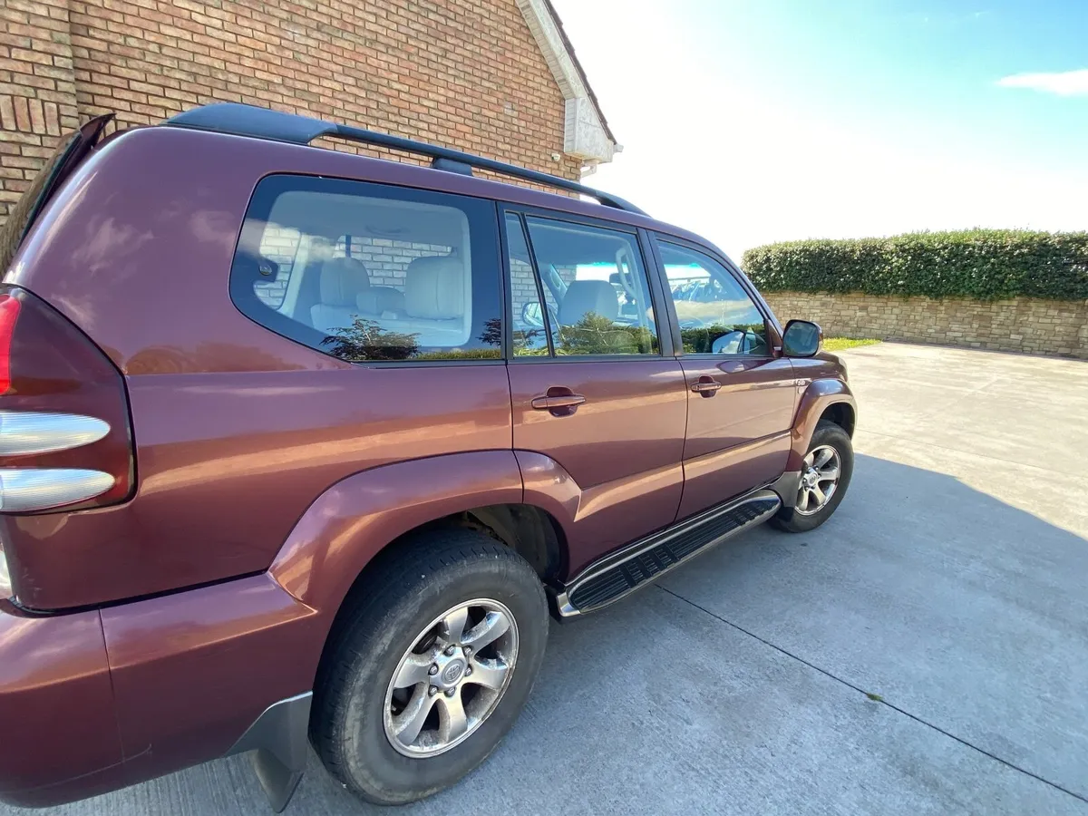 Toyota Land Cruiser 2008 - Image 3