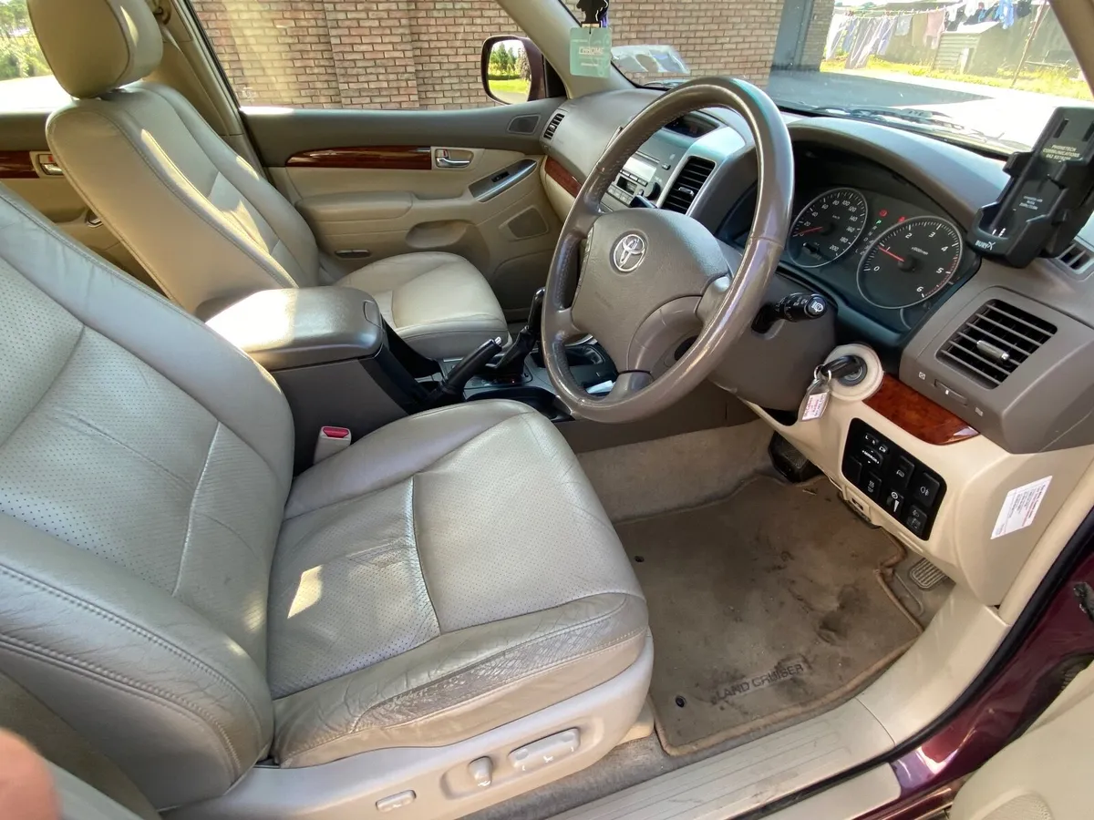 Toyota Land Cruiser 2008 - Image 4