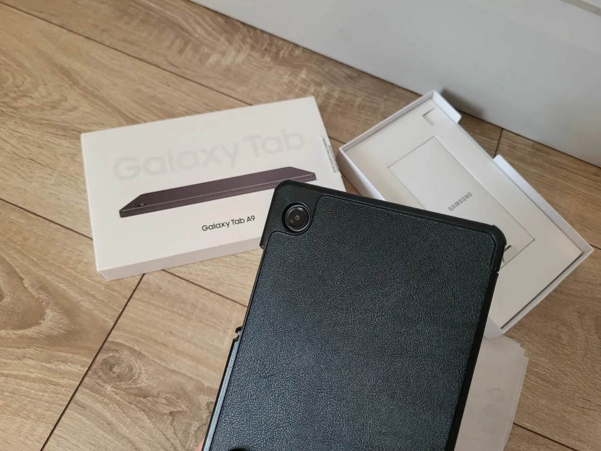 Tablet Samsung a9 64gb, 8,7" screen. - Image 1