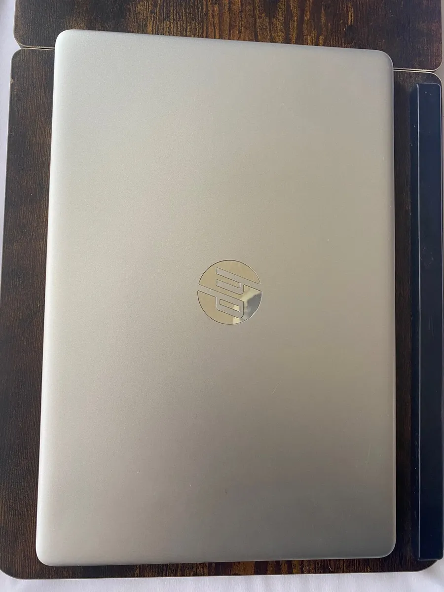 Hp Amd Ryzen 3 128 gb 4 gb ram - Image 4