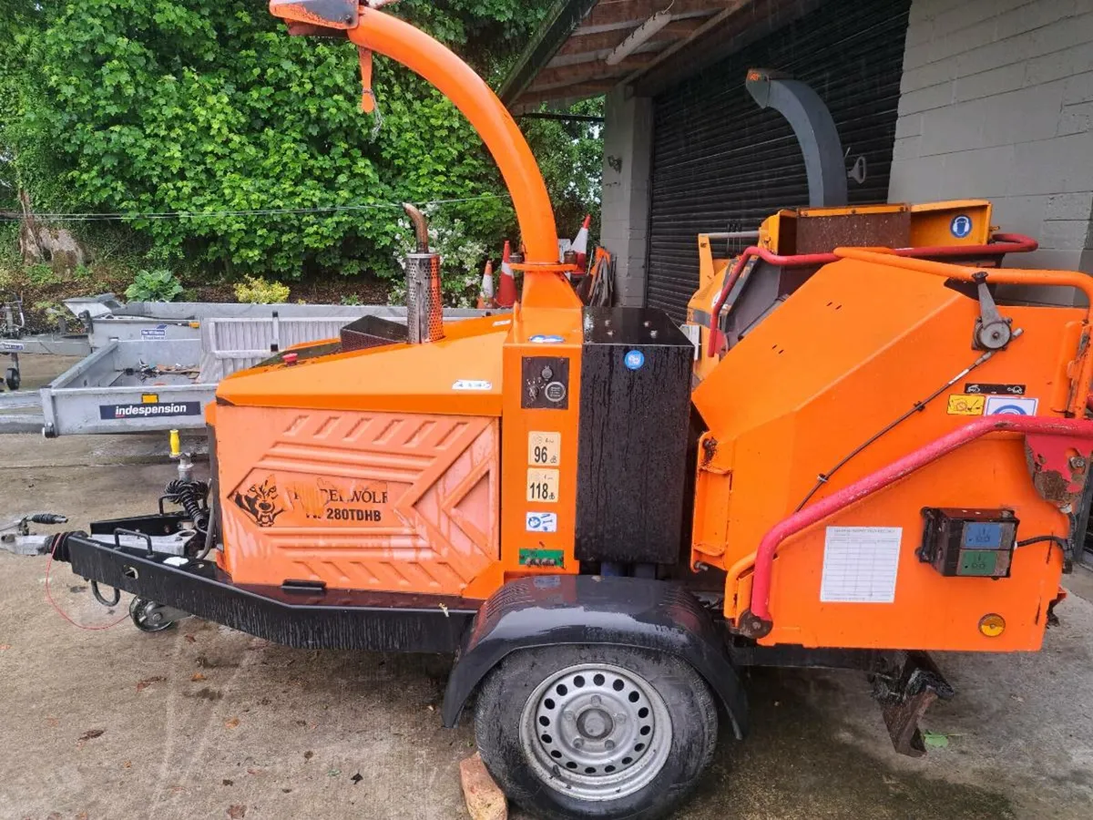 2018 Timber wolf 280 chipper , 2018 Forst track - Image 1