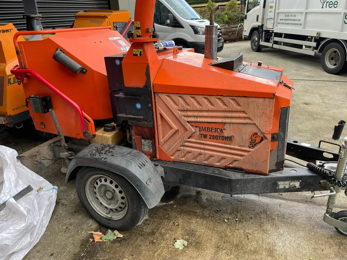 2018 Timber wolf 280 chipper , 2018 Forst track - Image 3
