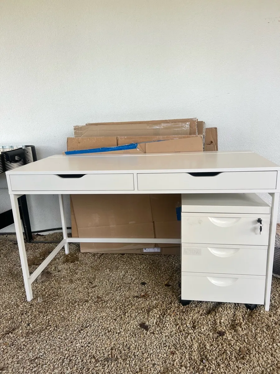 IKEA desk - Image 3