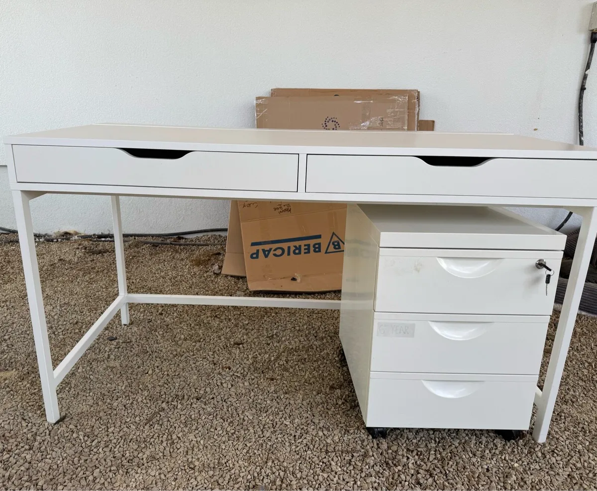 IKEA desk - Image 4