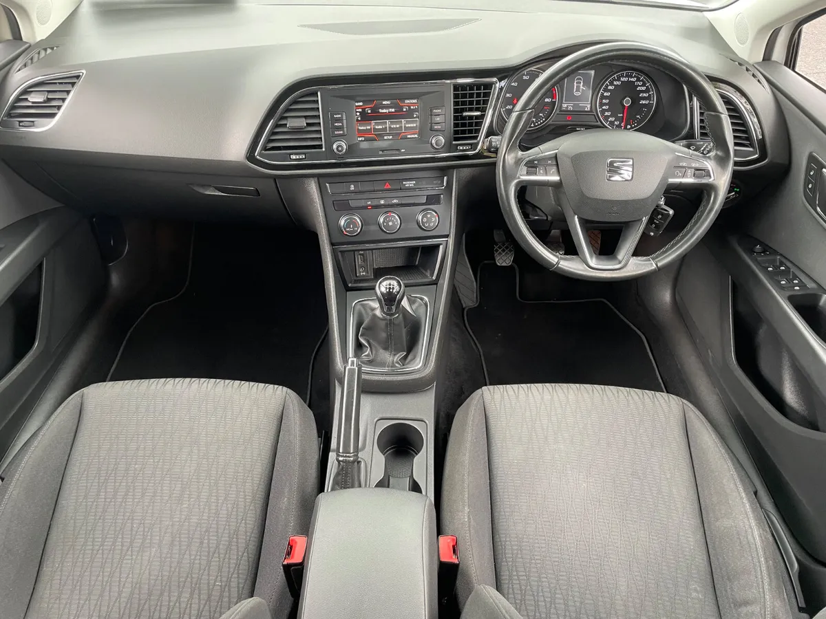 1.2 TSI - SE SELECT - reverse camera - park assist - Image 3