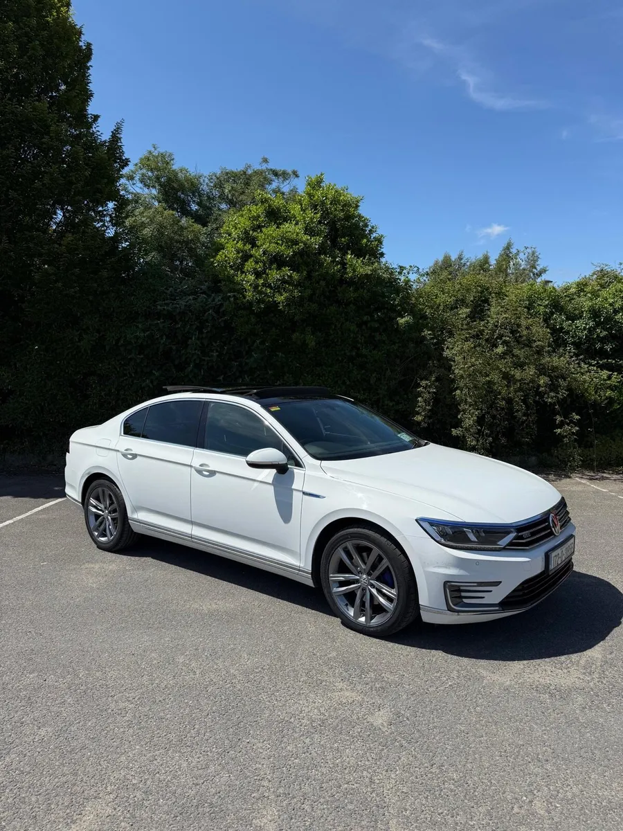 Passat GTE - Image 1