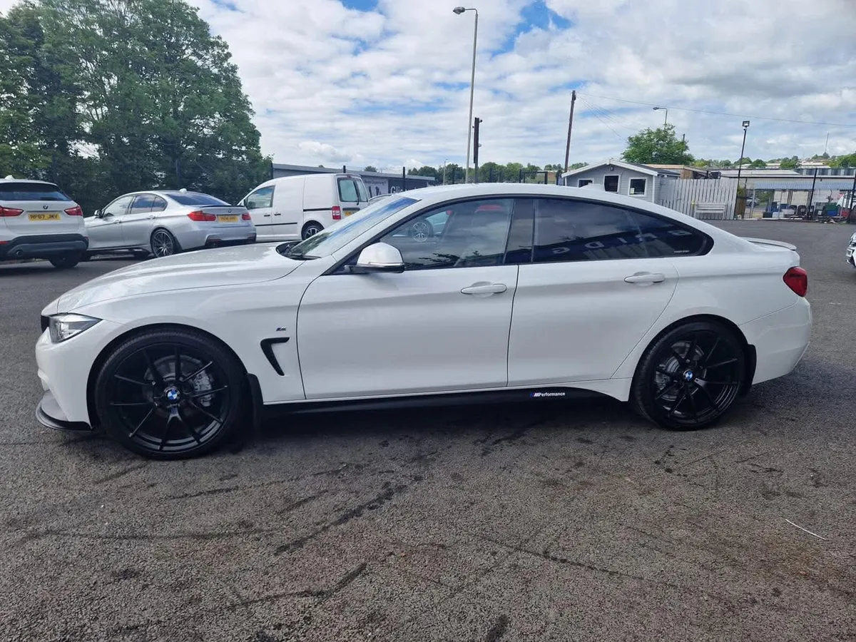 2017 BMW 420d M -SPORT M PERFORMANCE AUTO - Image 4