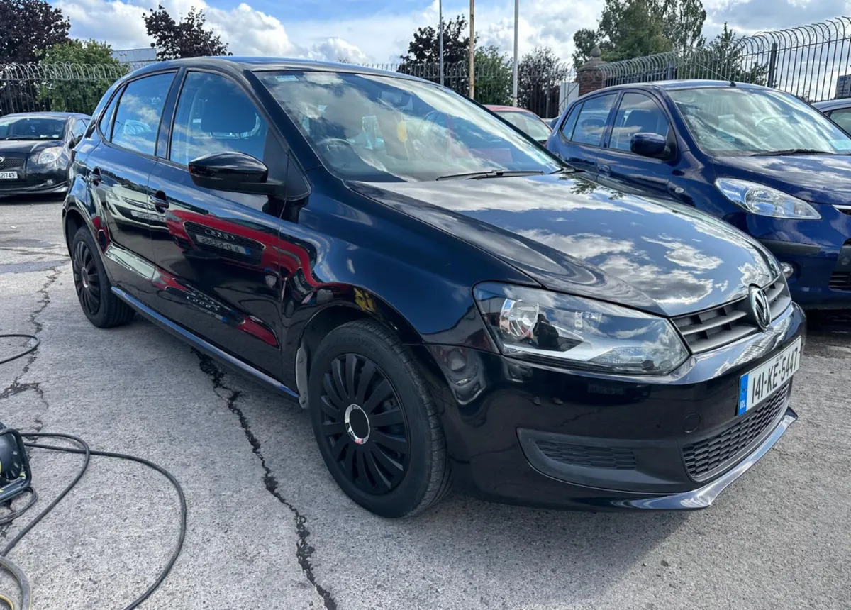 Volkswagen Polo 2014 automatic/ New Nct/ Warranty. - Image 1