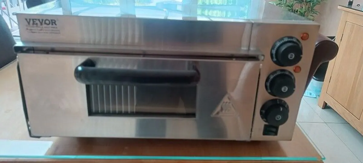 pizza oven - Image 1