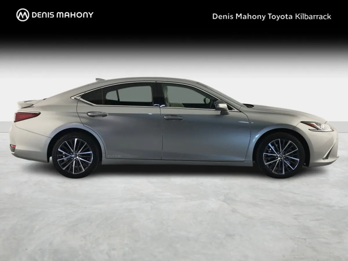 Lexus ES DYNAMICS 4DR AUTO - Image 3