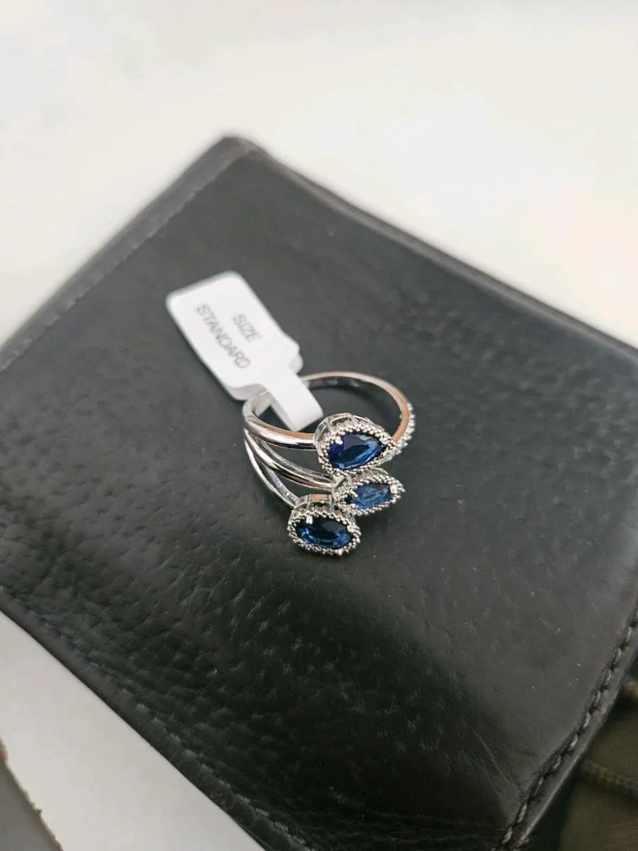 Sapphire ring - Image 1