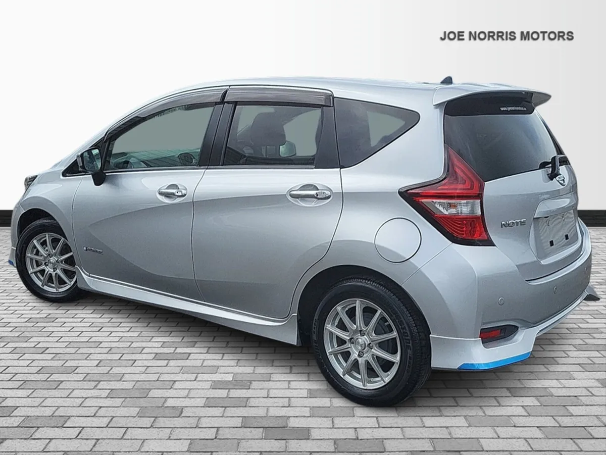 Nissan Note 1.2 HYBRID e-POWER X V Selection - Image 4
