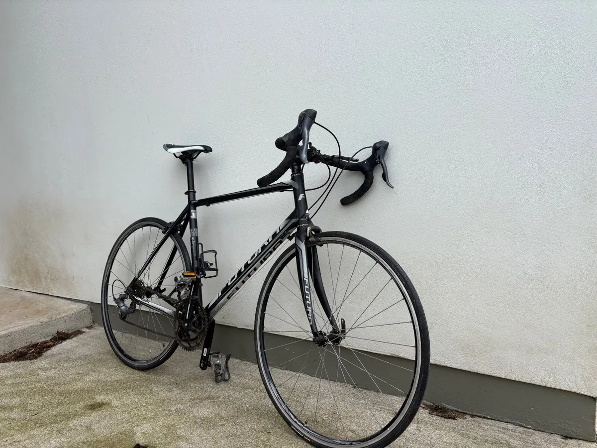 Futura road bike - Image 2