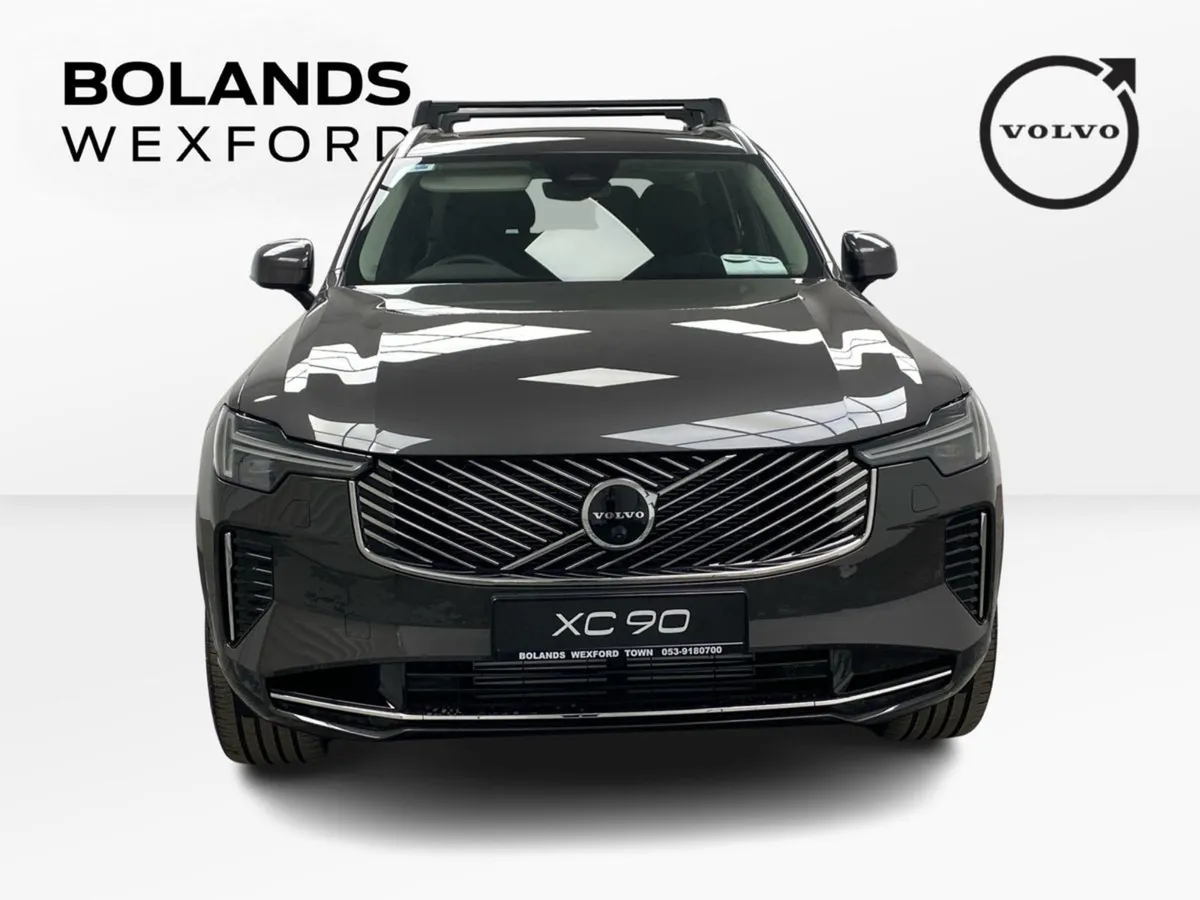 Volvo XC90 Platinum Grey Plus Bright Edition - Image 3