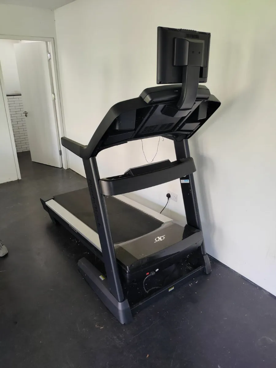 Treadmill - Image 3