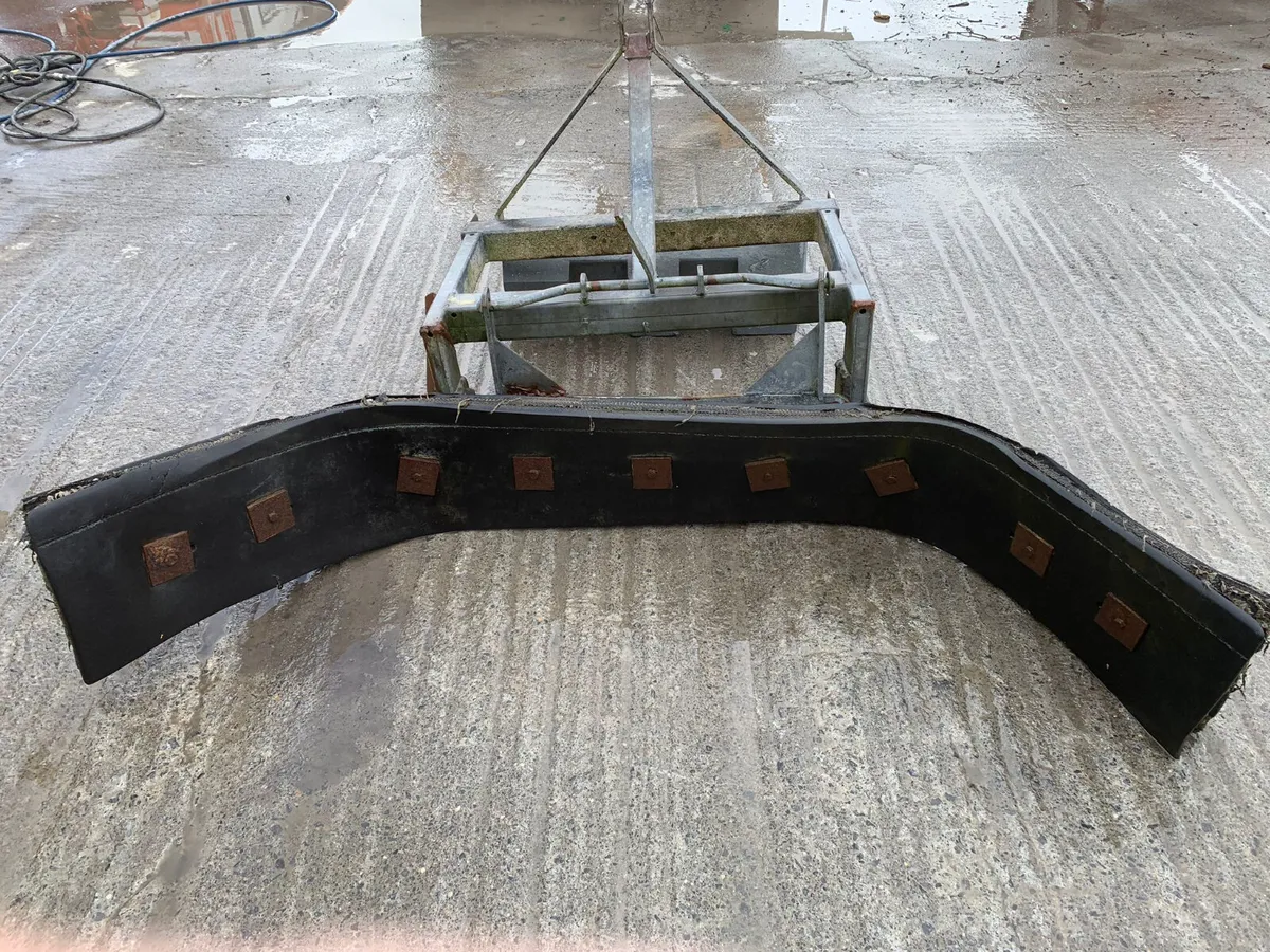 Heavy-Duty Yard Scraper – 3 Point Linkage - Image 1