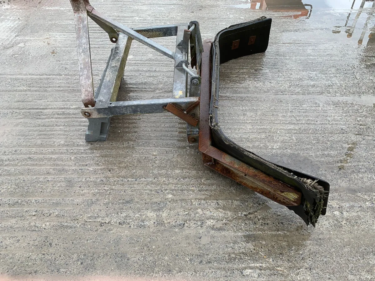 Heavy-Duty Yard Scraper – 3 Point Linkage - Image 2