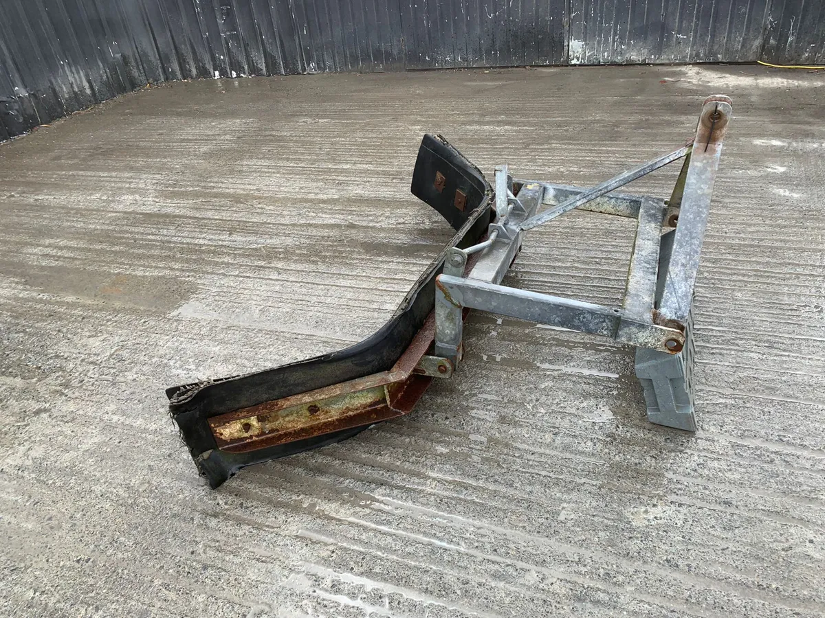 Heavy-Duty Yard Scraper – 3 Point Linkage - Image 4