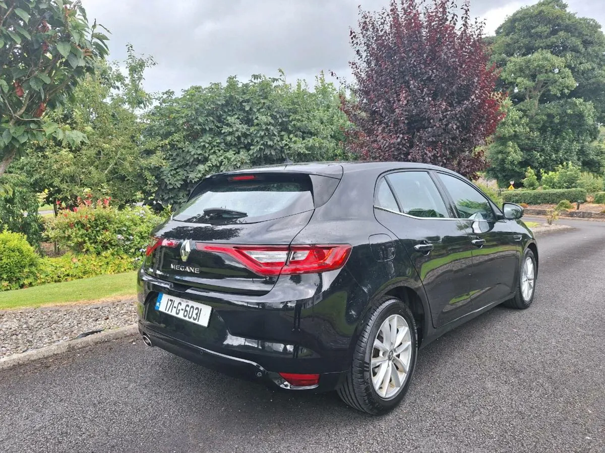 Renault Megane 2017 - Image 2