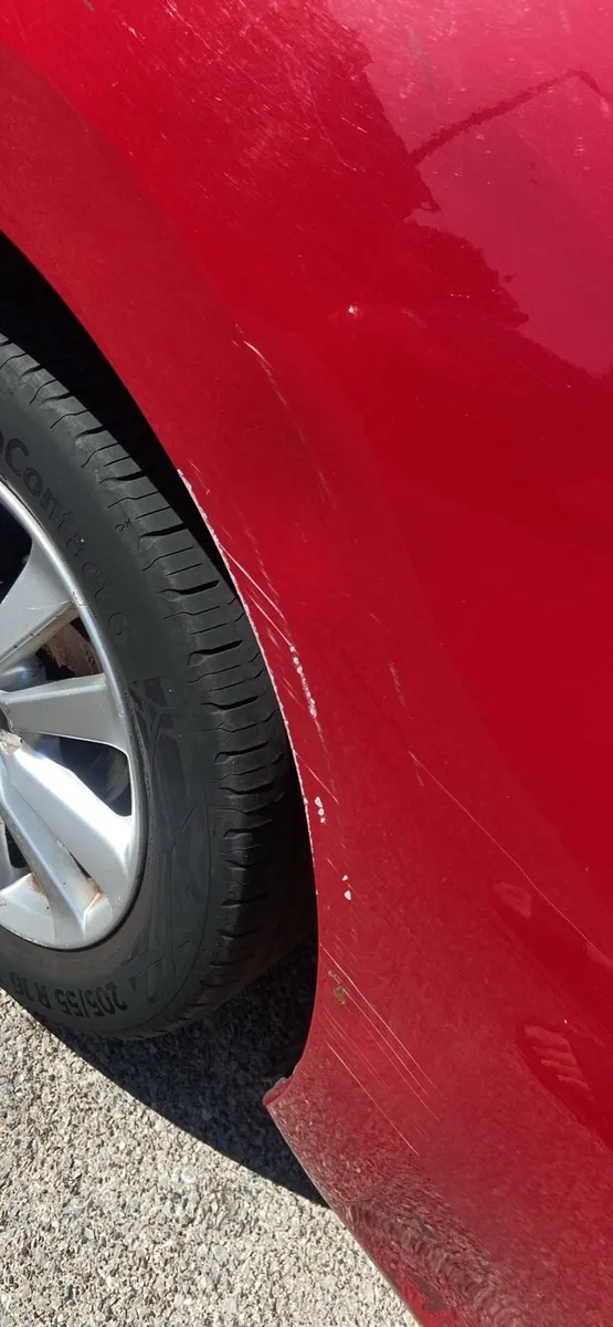 Car - Image 4