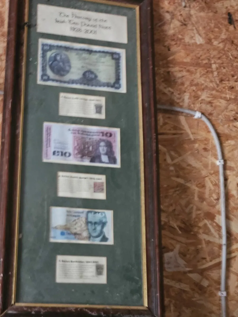 History of Irish £10 note framed display - Image 1