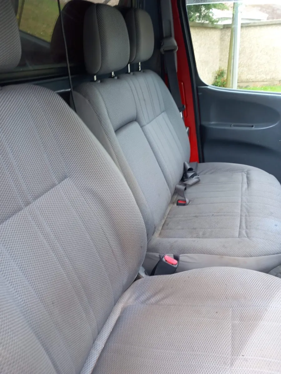2007 Toyota hiace diesel - Image 3