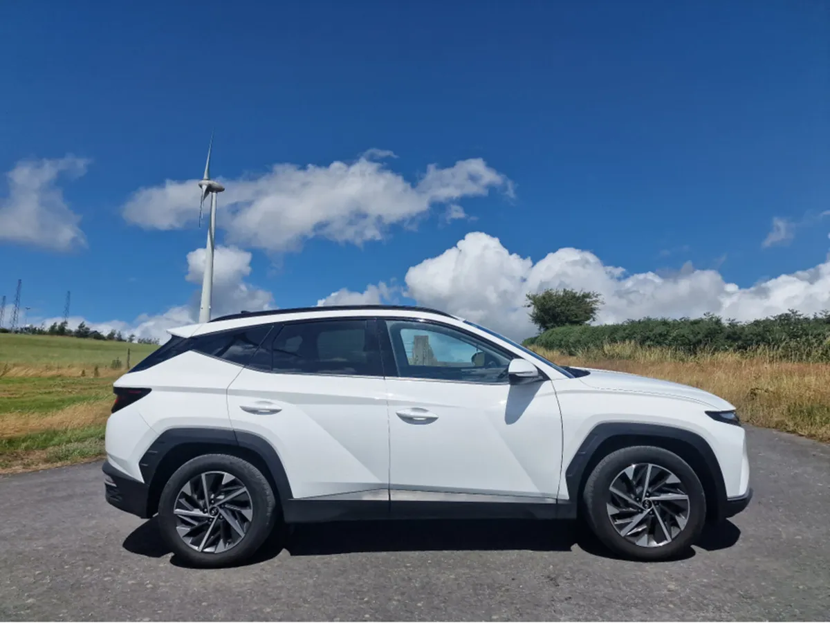 Hyundai Tucson EXECUTIVE FINANCE AVAILABLE - Image 2