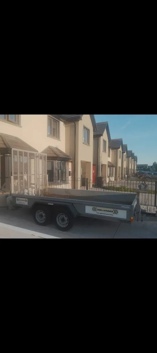 Trailers - Image 1