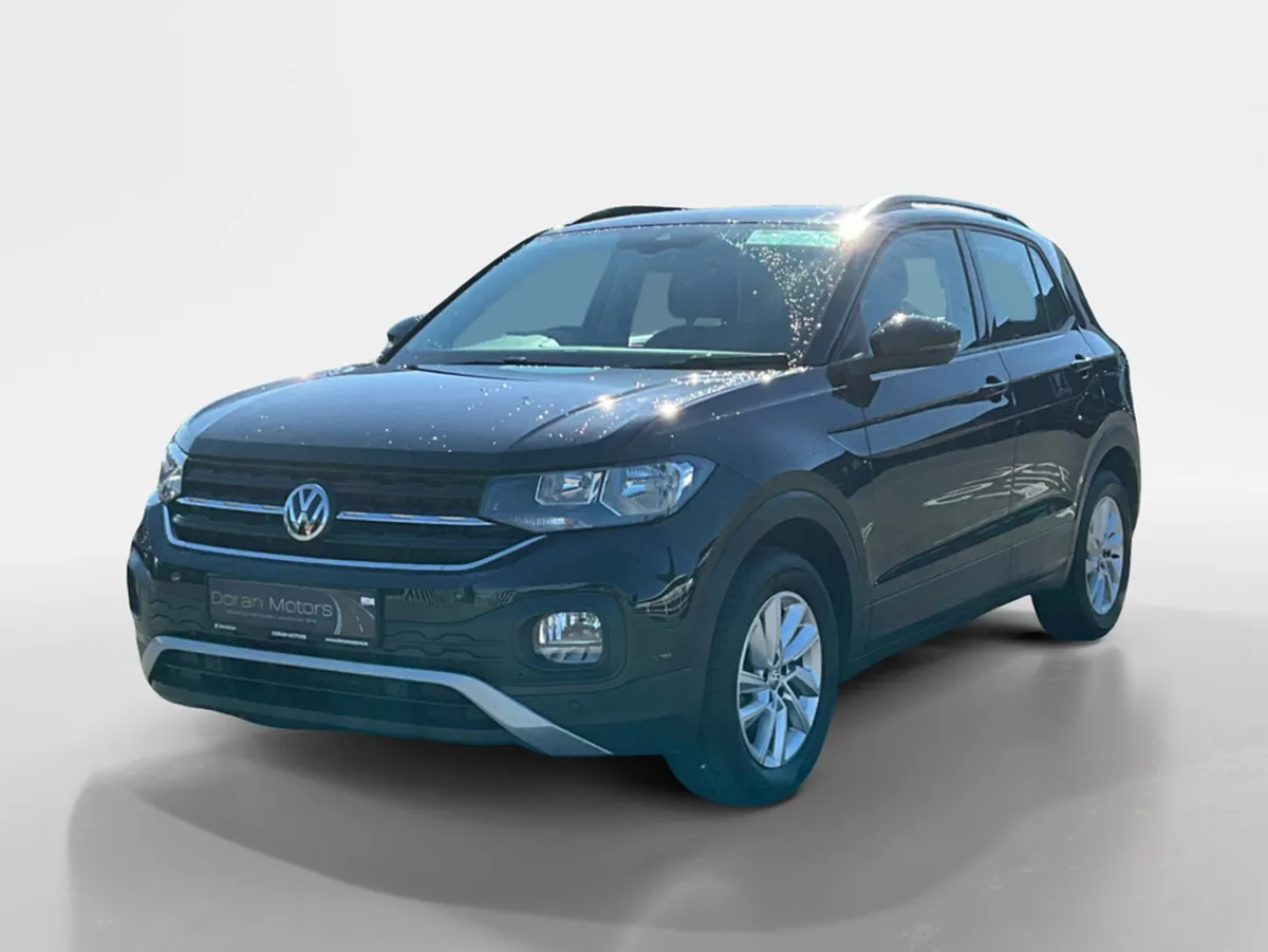Volkswagen T-Cross LIFE 1.0 TSI MANUAL 5SPEED 95BH - Image 2