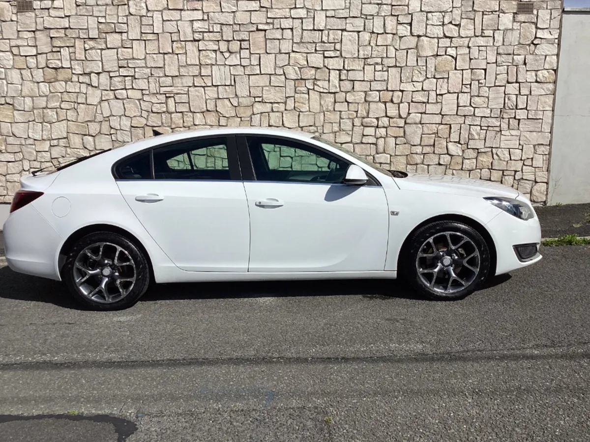 Opel Insignia SC 2.0cdti 140PS S/S 5DR - Image 2