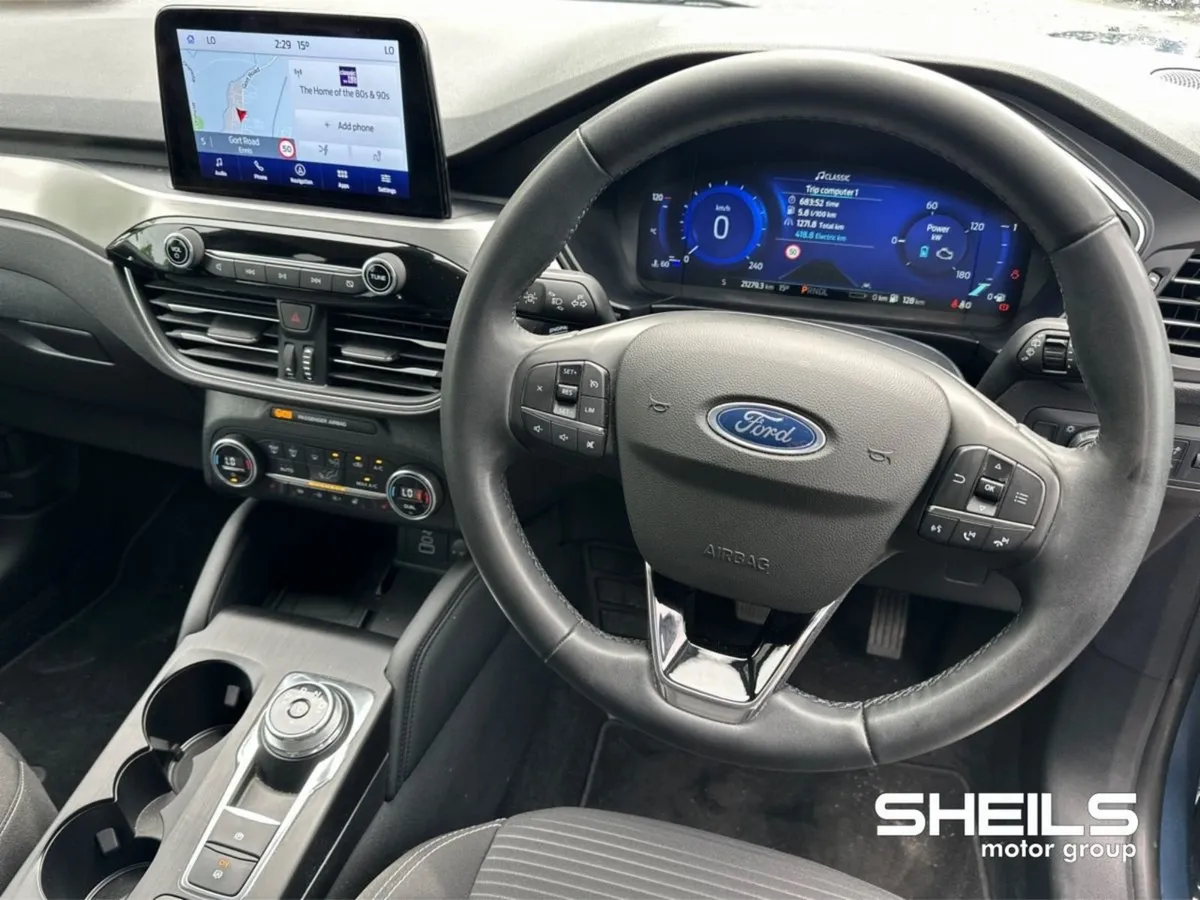 Ford Kuga Automatic 2.5 Petrol Hybrid Titanium - Image 3