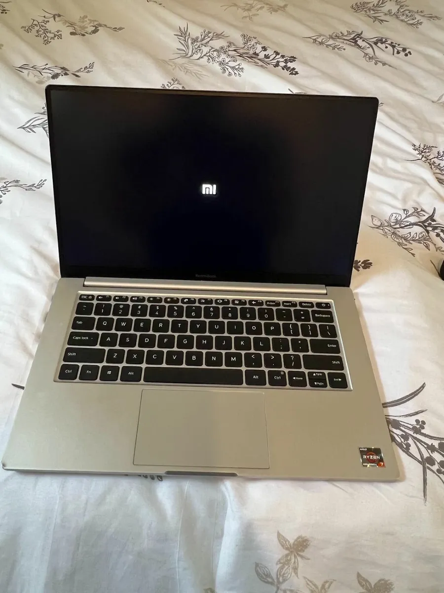 Xiaomi Book Ryzen 7 512gb 16gb AMD GPU - Image 1
