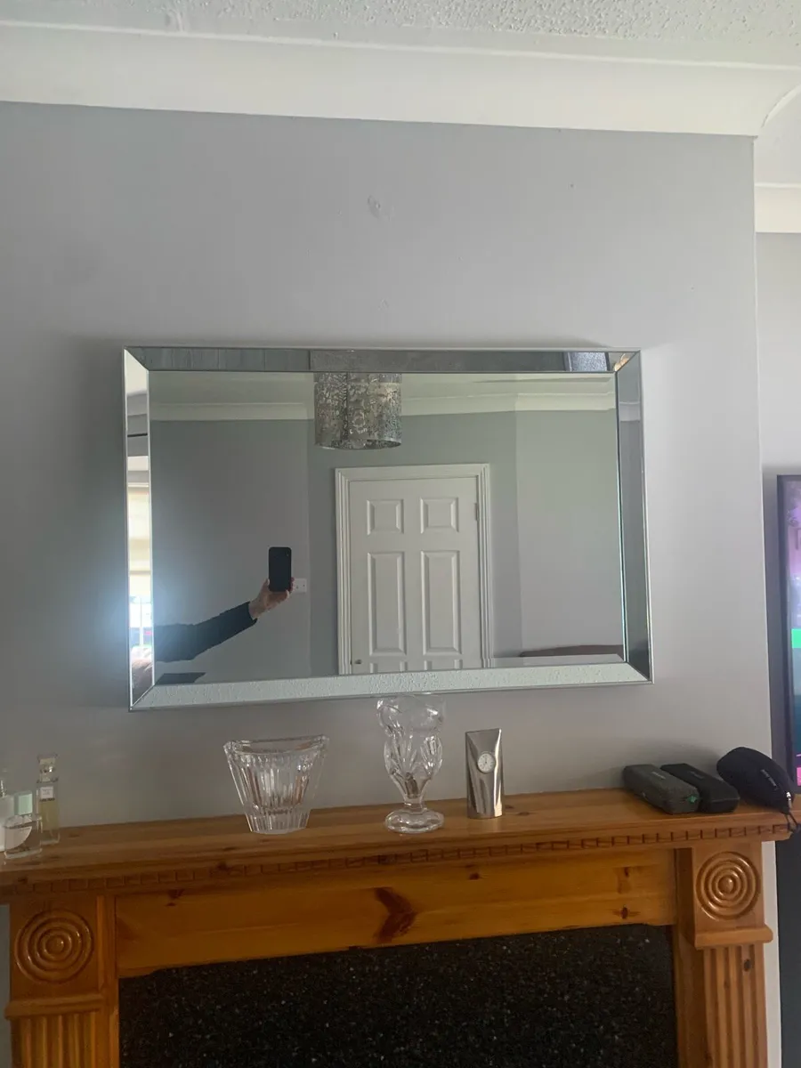 Mirror - Image 1