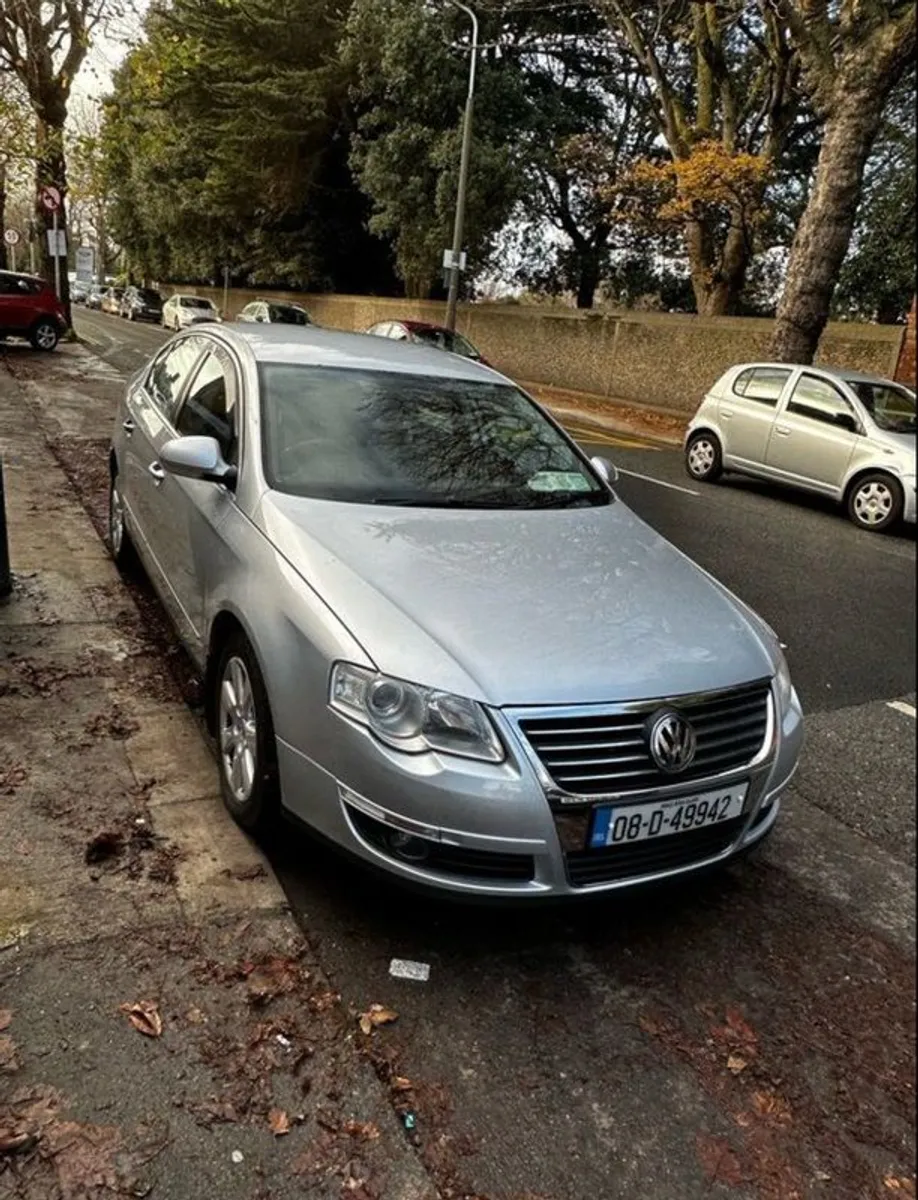 2008 Volkswagen Passat - Image 1
