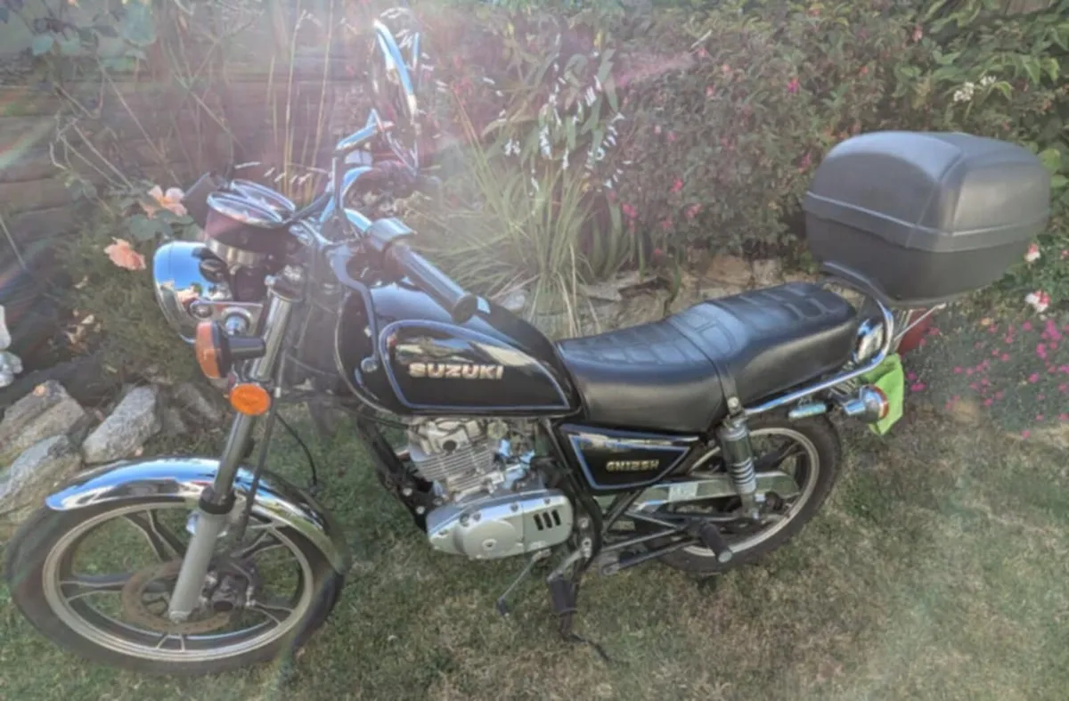 Suzuki GN125 - Image 1