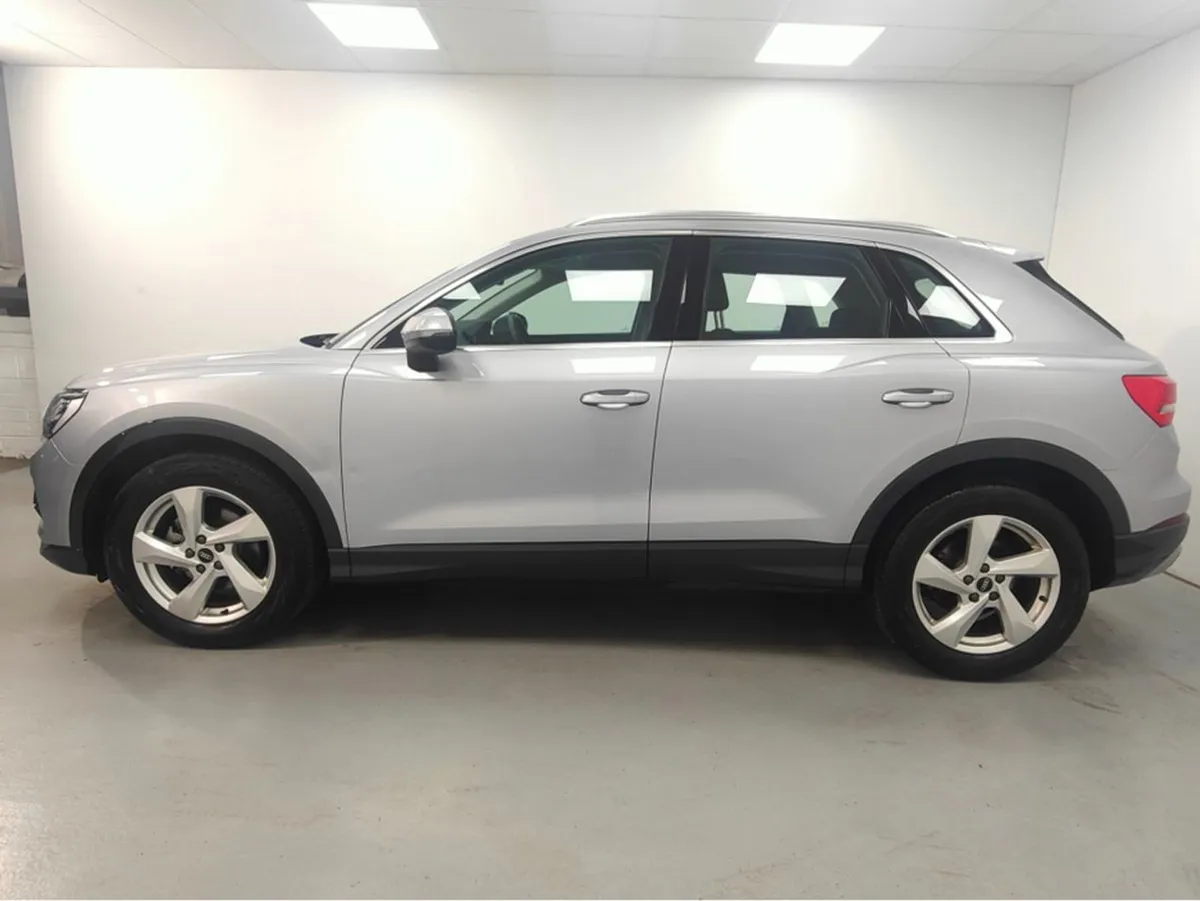 Audi Q3 35 TDI 150 S-tronic SE 4DR Auto - Image 3