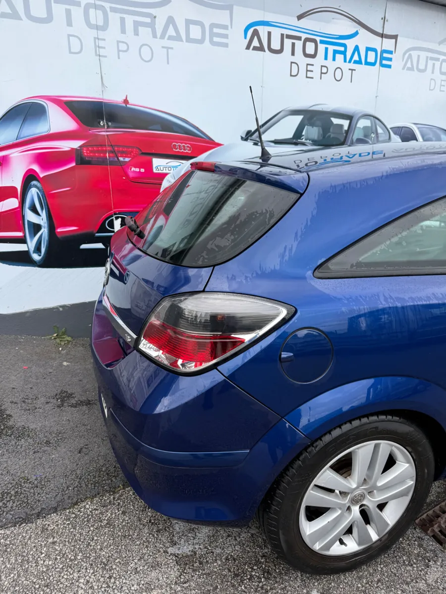 VAUXHALL ASTRA AUTOMATIC - Image 4